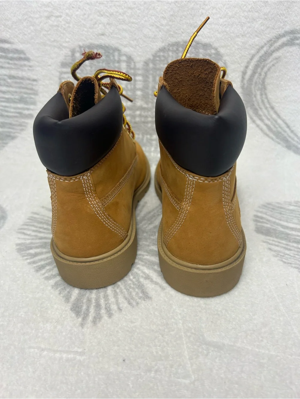 Timberland Classic Waterproof Boots juniors Sz 4.5